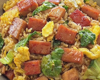 Einfacher spam Reis nach hawaiianischer Art