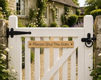 Please Shut The Gate Sign, Solid Oak Gate Sign, Wooden Garden Gate Sign, Laser Engraved Oak Plaque, Outdoor Garden Sign, UK Made