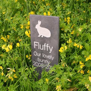 Personalised Pet Memorial Slate Stake | Smooth Slate Garden Marker | 30 x 10cm 画像 2