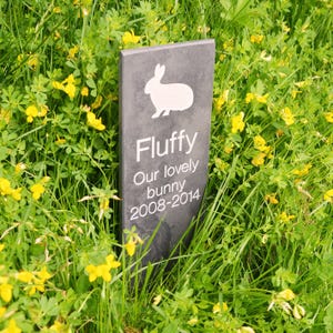Personalised Pet Memorial Slate Stake | Smooth Slate Garden Marker | 30 x 10cm 画像 1