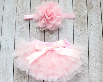 Baby Girl Ruffle Bottom Tutu Bloomer & Headband Set in Light Pink - Newborn Photo Set - Cake Smash - Diaper Cover - Baby Gift - 1st Birthday