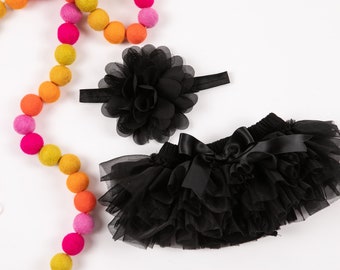 Baby Girl Ruffle Tutu Bloomer & Headband Set in Black - Newborn Photo Set - Cake Smash - Diaper Cover - Baby Gift - Birthday - Baby Gift