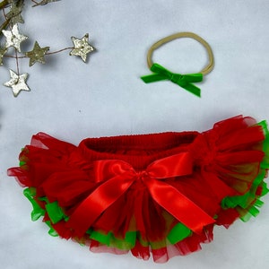 Christmas Baby Girl Ruffle Tutu Bloomer & Headband Set in Red and Green - Newborn Photo - Cake Smash - Diaper Cover - Baby Gift - Birthday