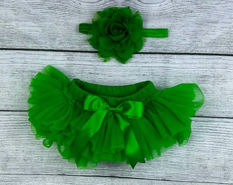Baby Girl Ruffle Bottom Tutu Bloomer & Matching Floral Headband Set in Emerald Green - Newborn Photo  - Christmas - Diaper Cover - Baby Gift