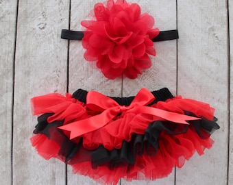 TEAM COLORS Baby Girl Ruffle Bottom Tutu Bloomer & Headband Set in Red and Black - Newborn Photo - Cake Smash - Diaper Cover - Baby Gift