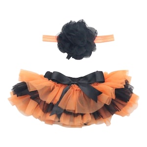 Halloween Baby Girl Ruffle Bottom Tutu Bloomer & Headband Set in Orange and Black - Newborn Photos - Cake Smash - Diaper Cover - Costume