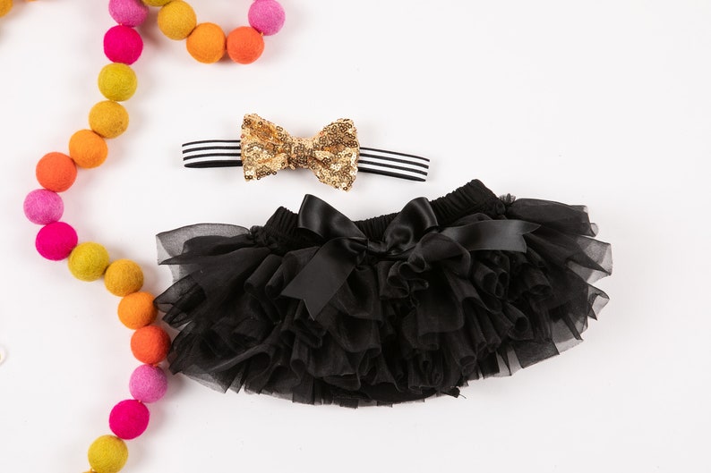 Baby Girl Ruffle Bottom Tutu Bloomer & Headband Set in Black and Gold - Newborn Photo - Cake Smash - Diaper Cover - Baby Gift- 1st Birthday 