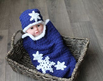 Crochet Baby Snowflake Cocoon: Sapphire Blue Winter Photo Prop