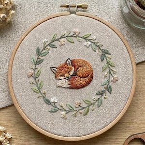 Sleeping Fox Embroidery Kit - DIY Woodland Floral Wreath Craft for Beginners