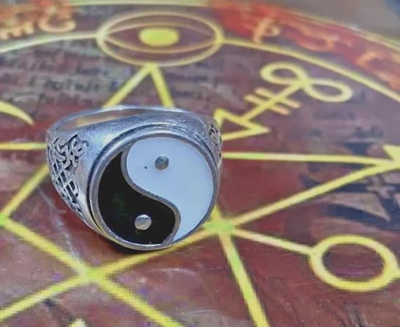Ring Trillionaire Maker Real Magic Ring 99990 Wealth Lottery Money Success ..