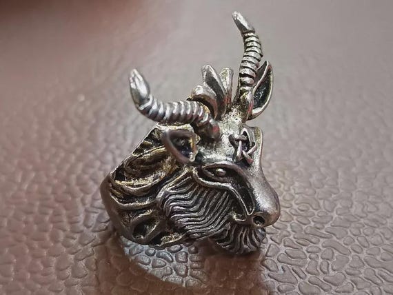 Billionaire Maker Vintage Magic Ring Wealth Attraction Lottery Luck 3900 spells