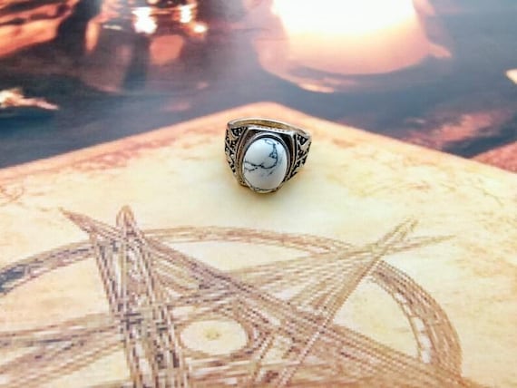 Handmade Talisman Ring5100: Witch Powers for Wealth & Love+gift