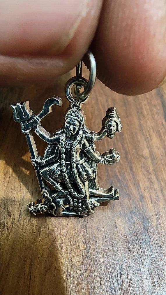 Haunted Djinn pendant of the Levant Seer Wealth, Clairvoyance, Control ++postive energy Pendant