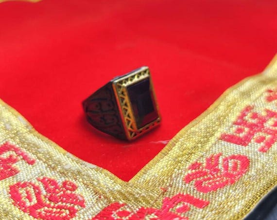 Illuminati Portal Ring - The Doorway to Power, Riches and Knowledge+Gift