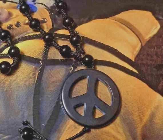 Enchantments Magic Pendant: Wealth, Love, Protection Amulet