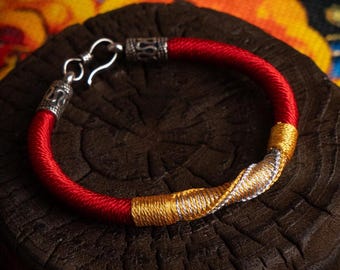 Handmade Red Cord Wealth Knot Bracelet Tibetan Dragon Knot Bracelet Buddhist Amulet for Protection&Success Kabbalah Bracelet Gift for Family