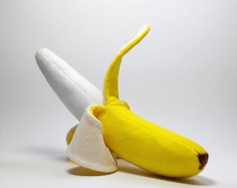 Felt Banana Toy: Peelable Velcro Fruit, Toddler Pretend Play