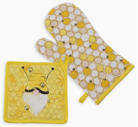 Cute Bee Gnome Oven Mitt Hot Pad Gift Set Pot Holder Tea 