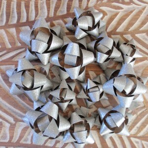 Luxe Eco Bows - Set of 12 Handmade metallic glitter bows from recycled sources, Assorted Size, Durable for reuse