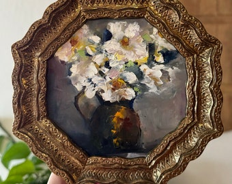 Art Original  Oil Painting   Cut Daisies Antique Inspired Resin Frame 6.5” Round