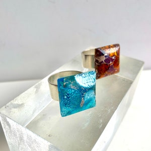 TOPAZ or AQUA Glass Matrix Crystal Ring / Adjustable Unisex Silver Matrix Ring / Vintage Square Cabochon Crackle Glass Magical Costume Ring image 4