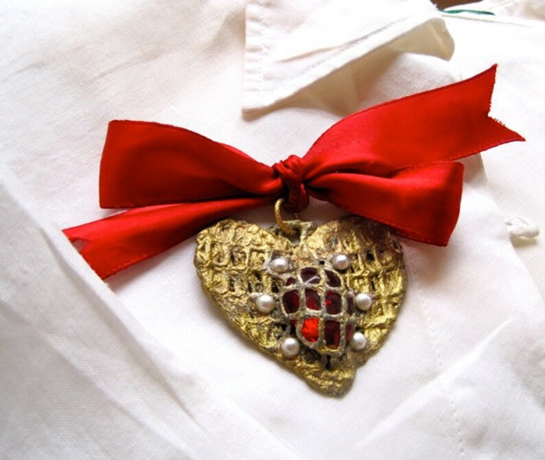 Vintage VALENTINE Brooch Red Crystal Heart Pin with Red Ribbon OOAK Gold Red Heart Brooch Gold Valentine Heart Lapel Pin Gift for Her