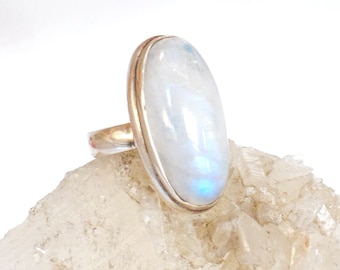 Oval Moonstone Ring: Sterling Silver Cabochon, Size 7, June Birthstone