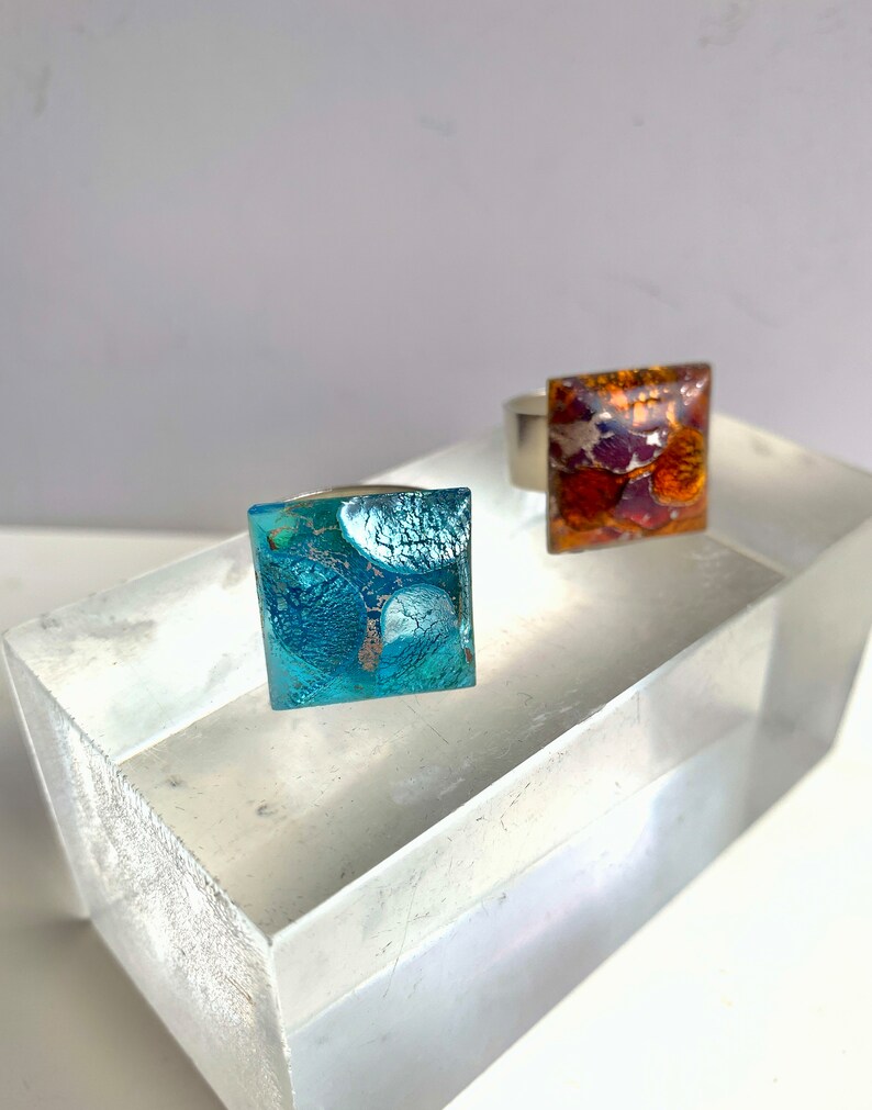 TOPAZ or AQUA Glass Matrix Crystal Ring / Adjustable Unisex Silver Matrix Ring / Vintage Square Cabochon Crackle Glass Magical Costume Ring image 5