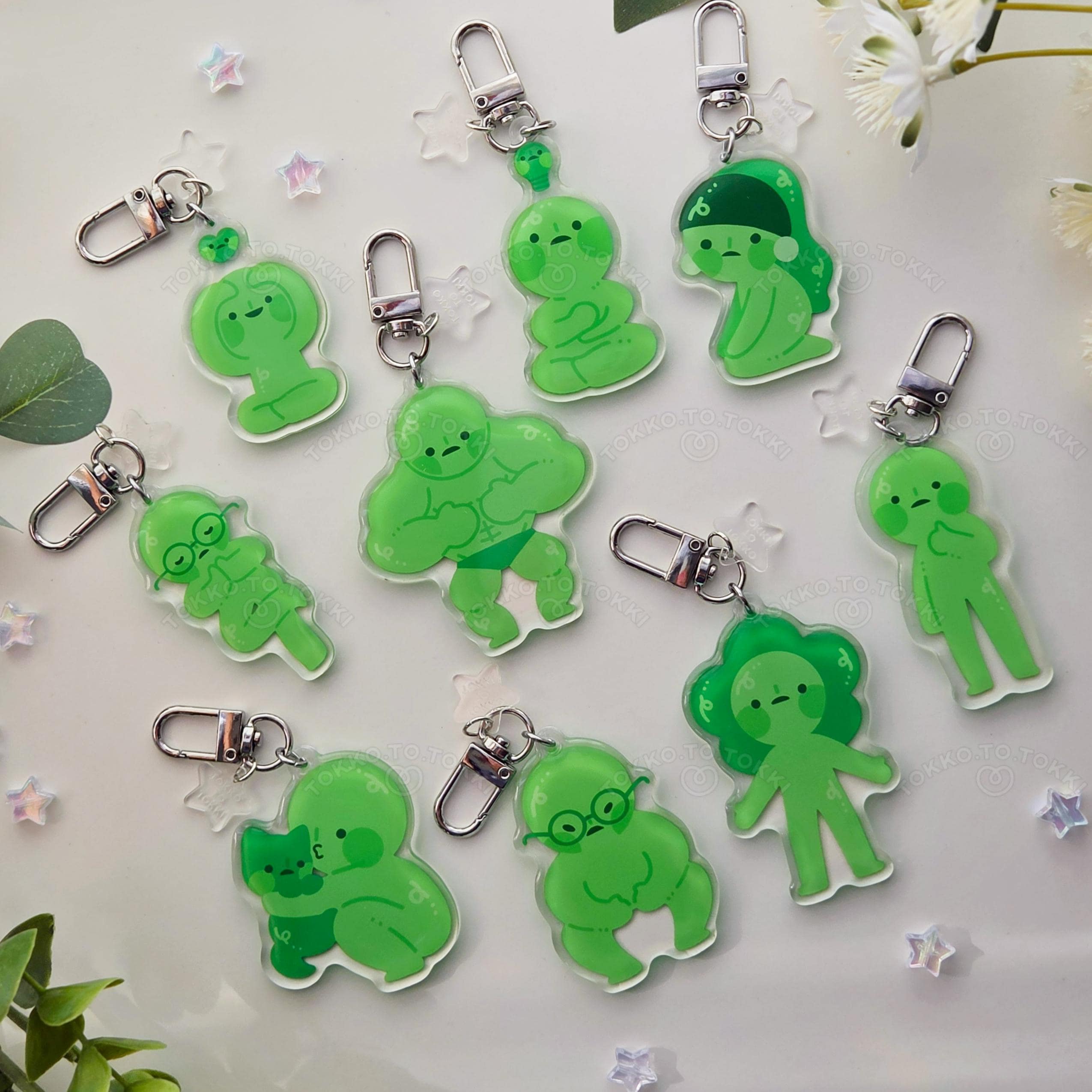 Little Green Guy Keychain - Etsy
