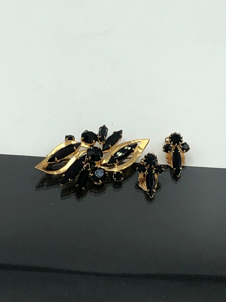 Vintage Black Rhinestone Brooch and Clip Earrings Gold Tone Set Demi Parure Set