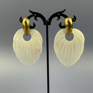 Mother of Light — Carved Mother-of-Pearl Shell Earrings – 5 cm