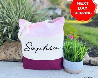 Custom Name Tote Bag, Bridesmaid Tote Bag, Bachelorette Bag, Bridal Party Bag, Custom Name Gift, Personalized Name Bag, Wedding Gift