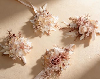 Ensemble de fleurs séchées, bouquet de fleurs au poignet et boutonnière, accessoires de fleurs en cottagecore neutre, cadeau fleurs stabilisées pour mariage