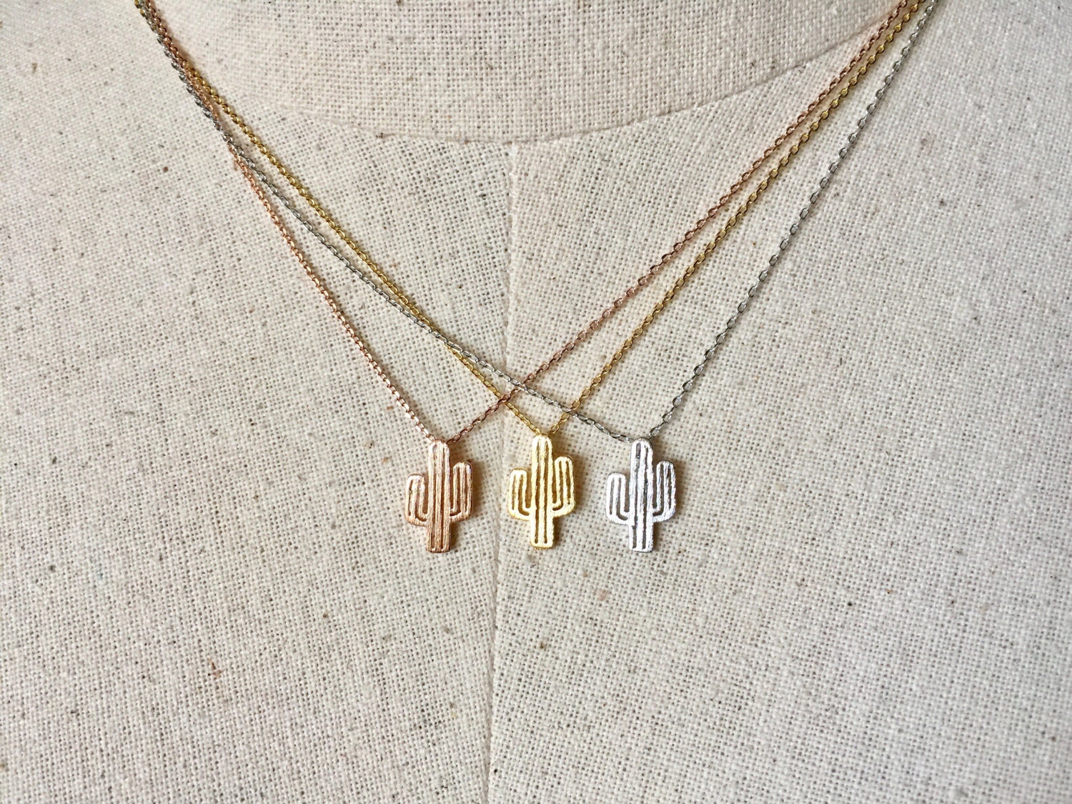 Rose gold 2024 cactus necklace