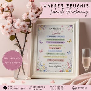 Könnte beinhalten: Ein weiß gerahmter Druck mit dem Titel WAHRES ZEUGNIS FÜR EMILIA, verziert mit bunten Blumenillustrationen, Schmetterlingen und deutschen Affirmationen. Der Druck steht neben einer Glasvase mit rosa Kirschblüten und einem Sektglas.