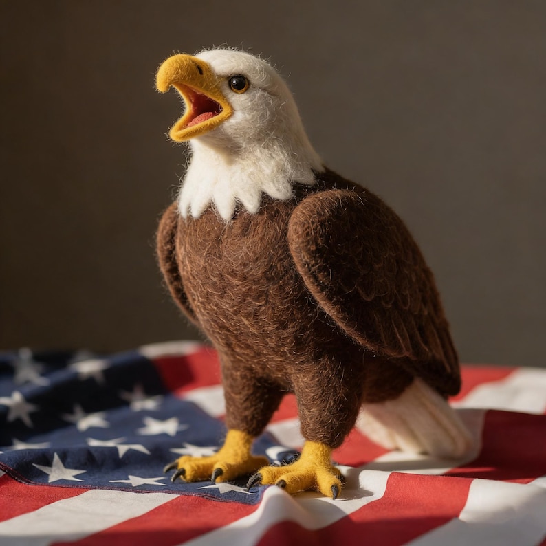 Handmade Bald Eagle Needle Felt Sculpture |Realistic Bird Figurine | Patriotic Home Decor, Collectible Wildlife Art, 4th of July Centerpiece C