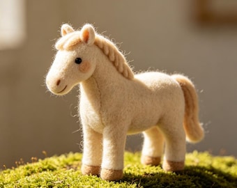 Mini Needle Felt Horse, Handmade Wool Pony Collectible, Horse Lover Decor, Cute Farm Animal Figurine, Artisan Felt Sculpture