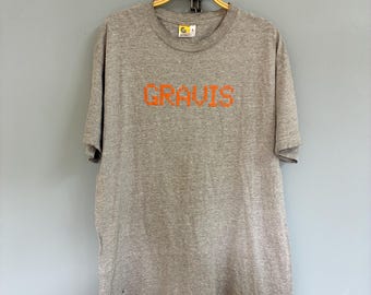 Vintage jaren 90 Gravis-T-shirt met atleten en kunstenaar Skateboard