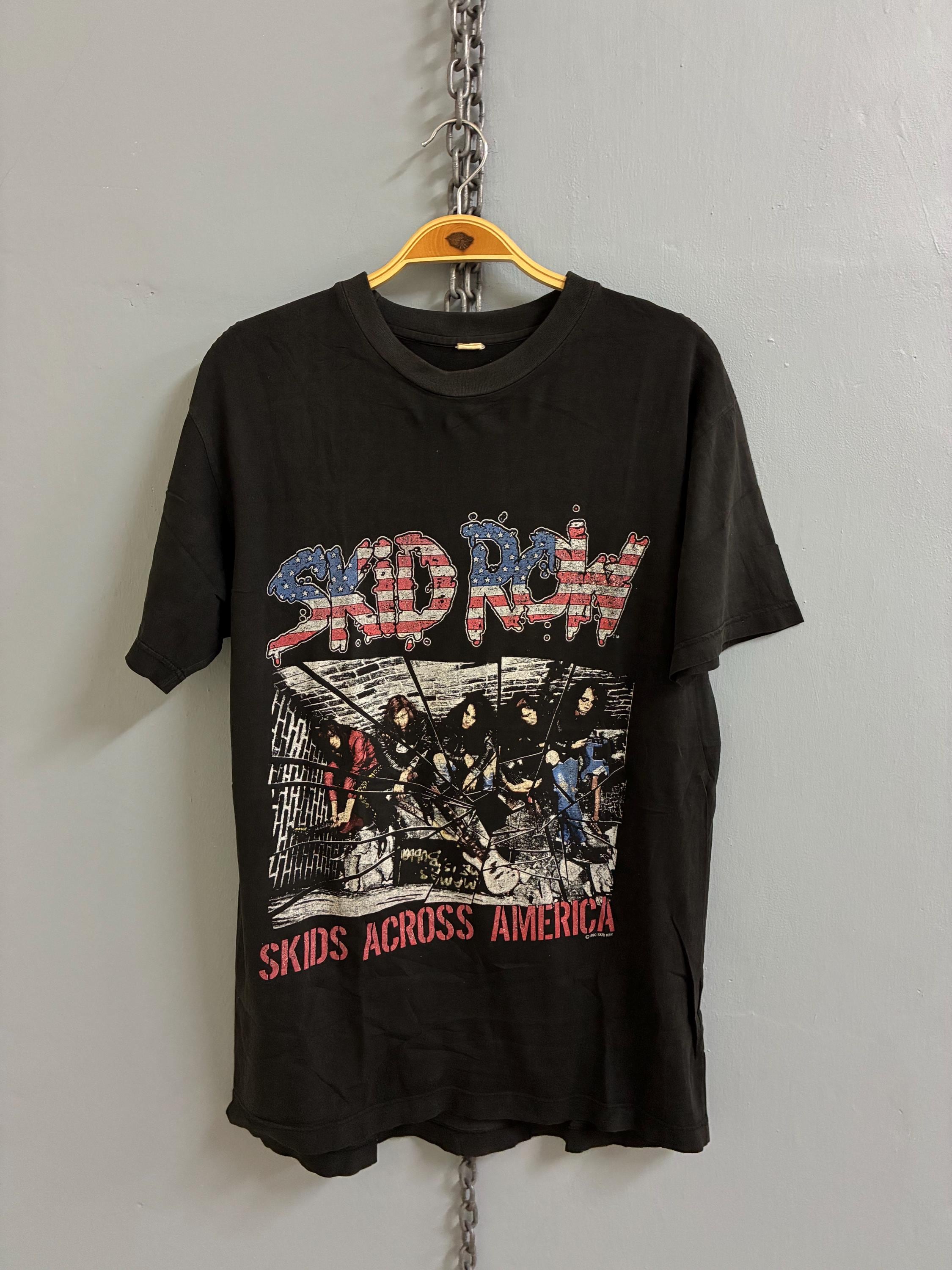 Skid Row Tシャツ Skids Across America Vintage 90s Skid Row Rock Band Skids Across America Tour T Shirt