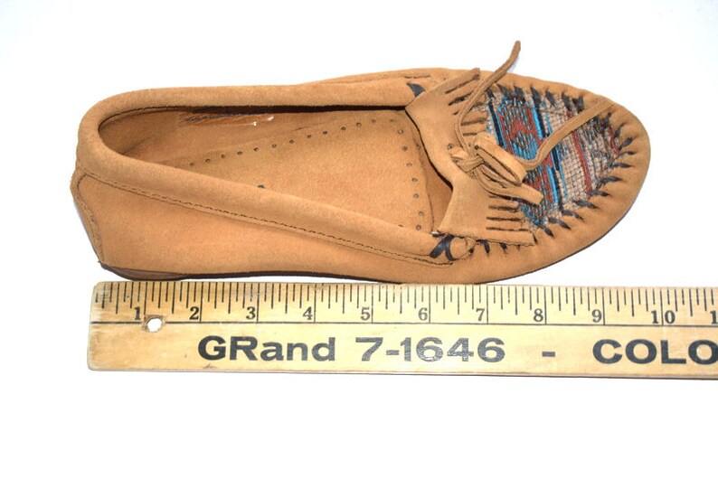 minnetonka thunderbird moccasins clearance