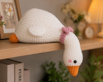 Crochet Goose Shelf Pattern, Hanging Plush DIY Farmhouse Decor (PDF Download)