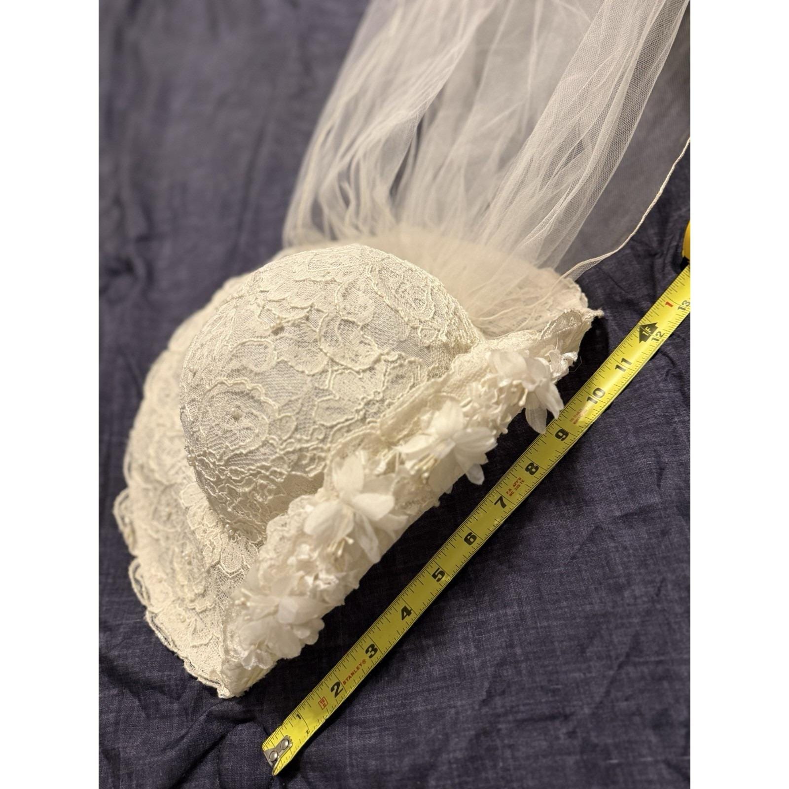 Vtg Bridal Hat with Tulle Veil Ivory Lace Floral Applique Wedding Boho Cottage Soft Lace Tulle Juliet Veil,ivory Juliet Cap Veil,wedding  main image 3