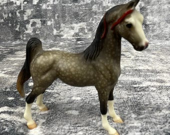 Vtg 1999 Breyer Stablemate Arabian Horse Dapple Grey G2 Westerncore Decor