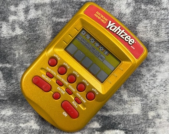 Vtg 2002 Hasbro Electronic Yahtzee Handheld Hand Held Game Red Tested Working