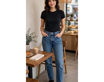 Jeans vintage Levi's 550 da donna, taglia 16, lavaggio medio, vestibilità comoda e affusolata, anni '90, prodotti negli Stati Uniti.