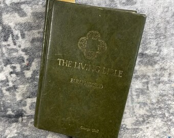 Vtg Tyndale The Living Bible Paraphrased 1971 Green Hardcover Religious Text