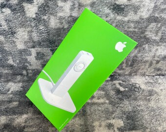 Apple iPod Shuffle Dock M9757G/S Vintage iPod Accessory White New Factory Sealed