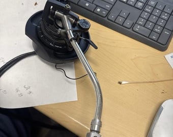 Conjunto de brazo fonocaptor del tocadiscos Technics SL-1200 MK2. Portacápsulas.