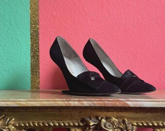 1940s Mario Brini Black Sculptural Heels – Vintage Suede Designer Pumps – Elegant Avant Garde Heels EU 37.5