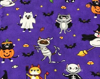 Halloween Cats Pillowcase: Personalized Bedroom Decor